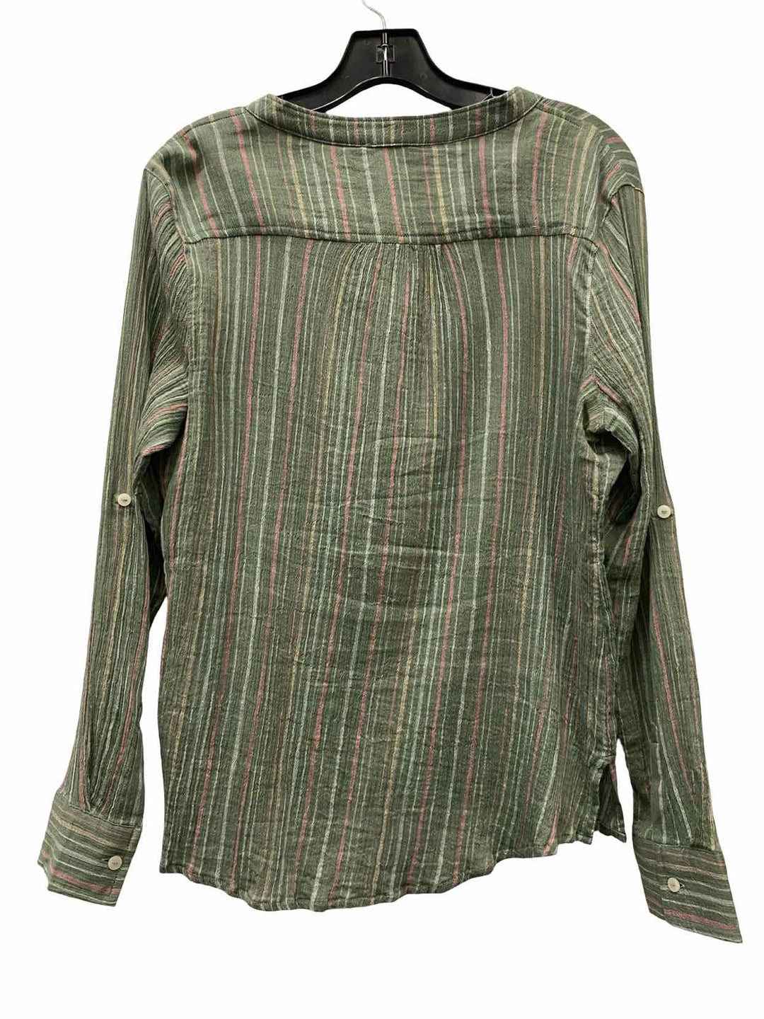 Carve Designs Size M Green 100% Organic Cotton Long Sleeve Shirts