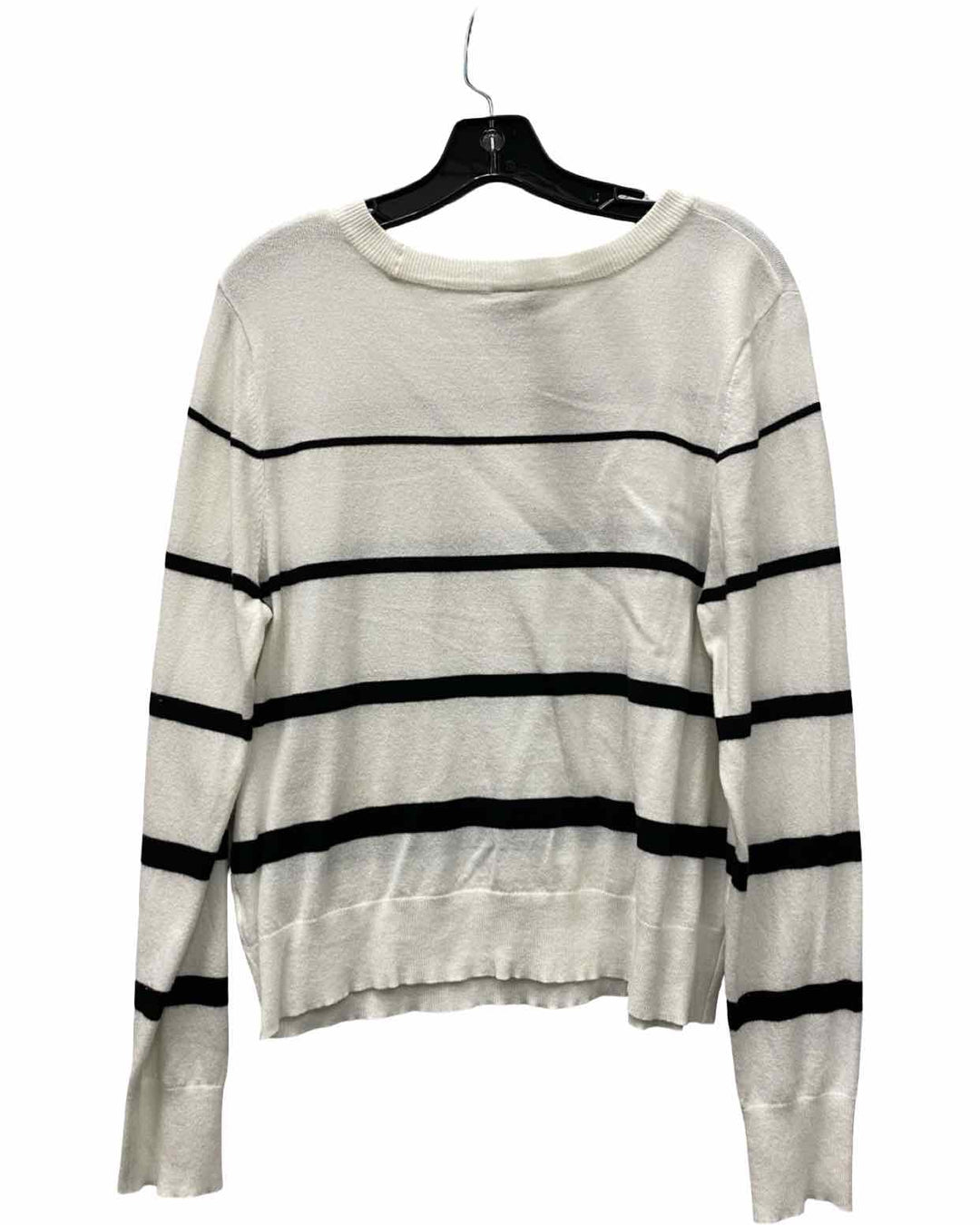 Bobeau Size XL White Black Stripe Sweater