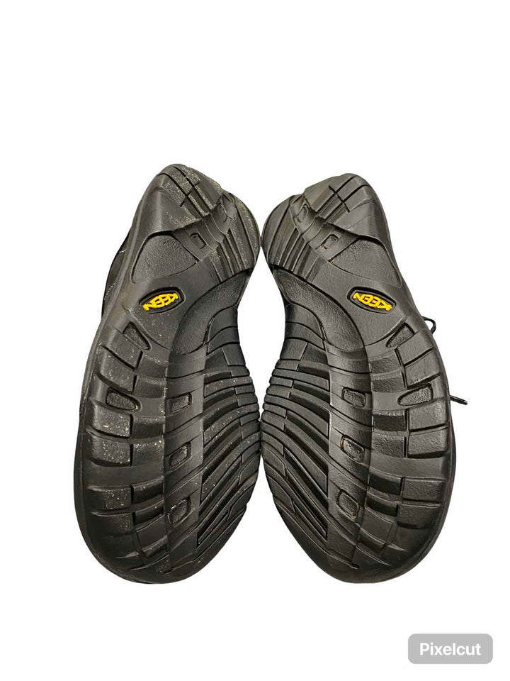 Keen Shoe Size 8.5 Black Leather Presidio NWOT Sneakers