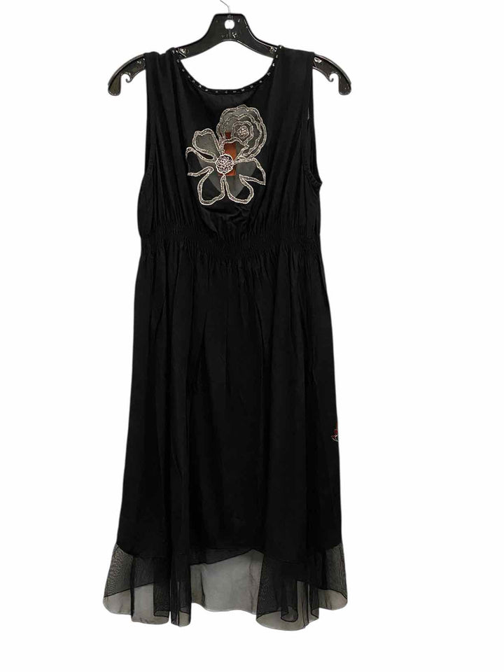 Krista Lee Size L Black Print Dress