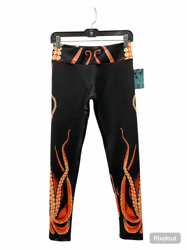 Love From Alaska Size M Black Orange Print Athletic Pants