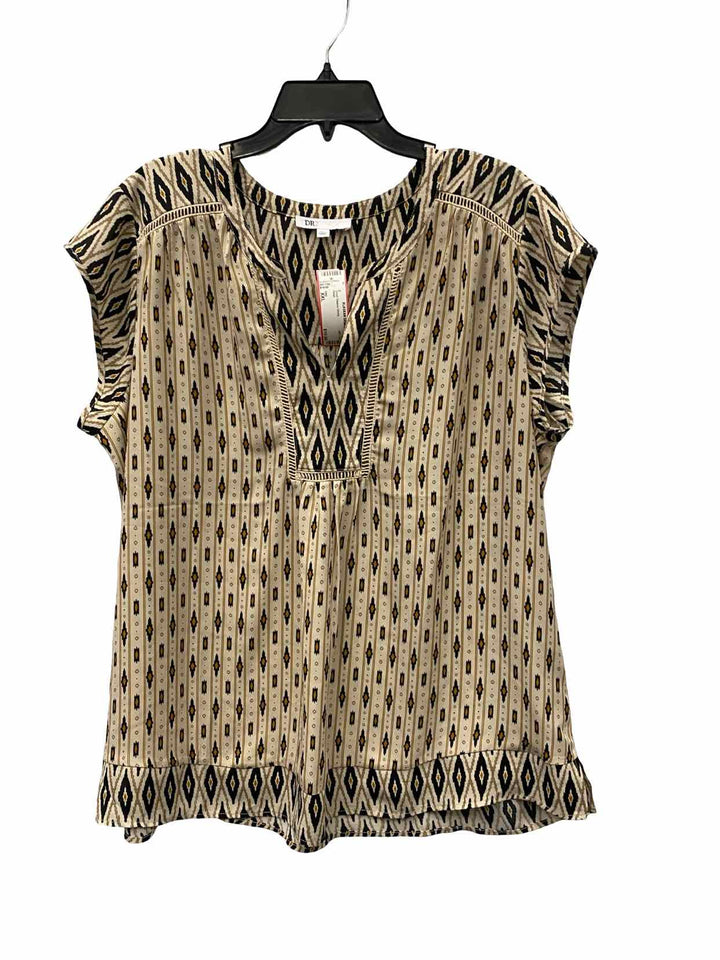 DR2 Size XXL Beige Short Sleeve Shirts