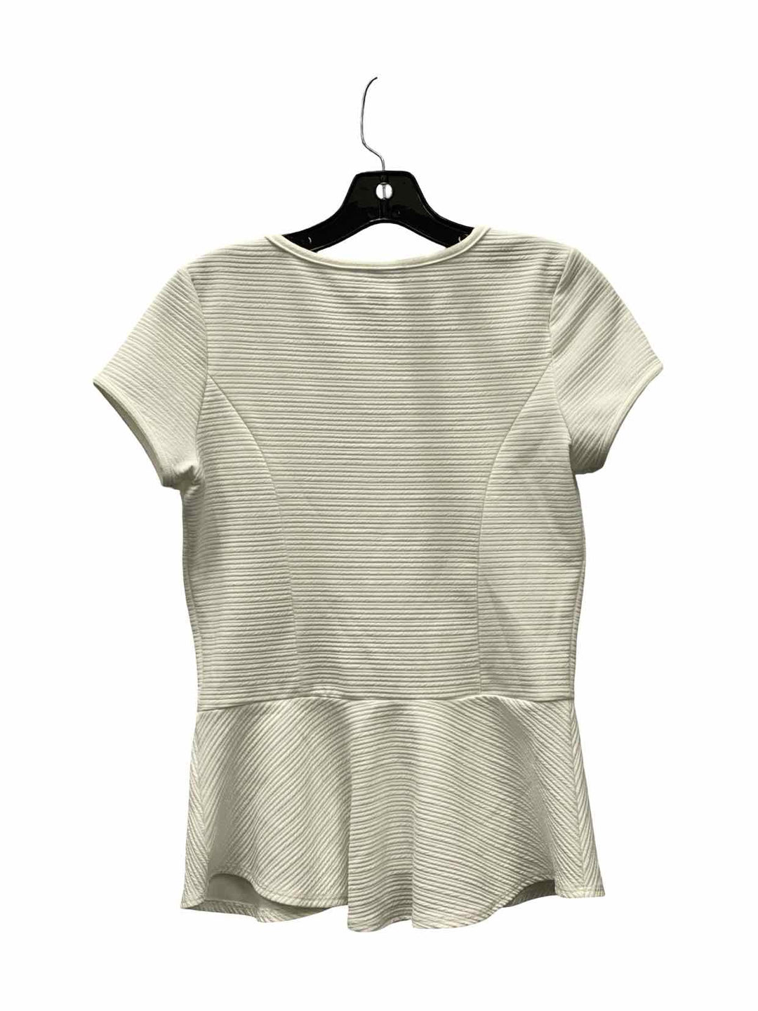 By & By Size M White Short Sleeve Shirts