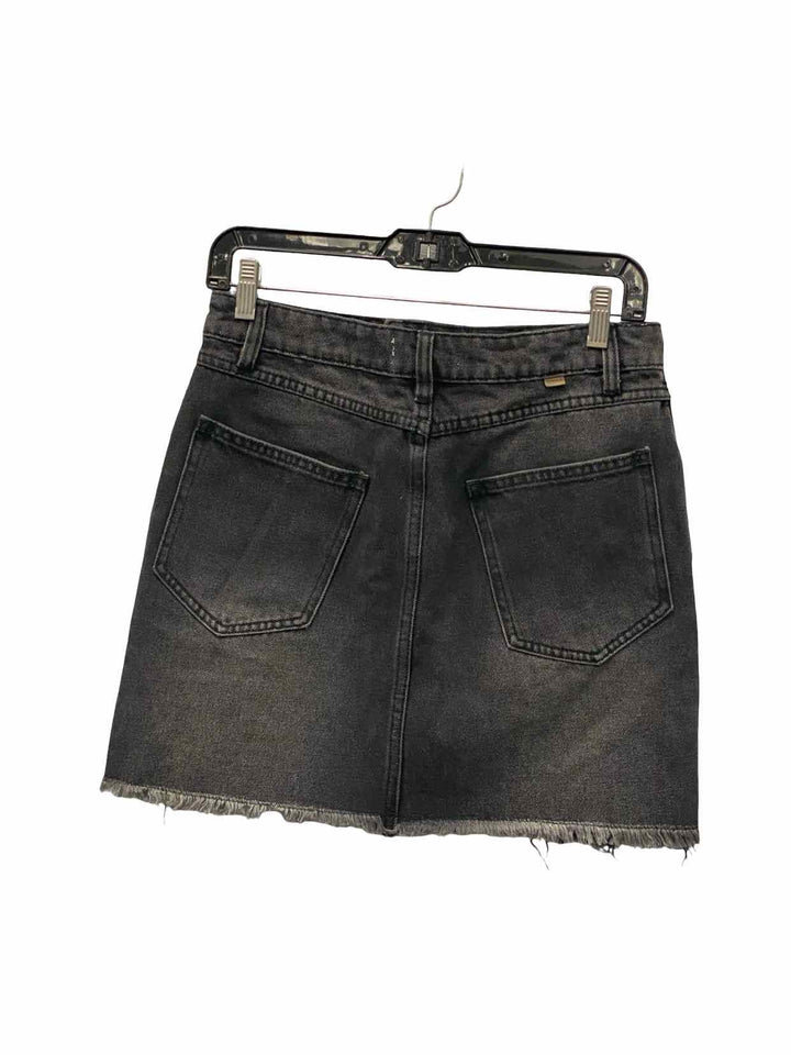 O'Neill Size 28 Black Skirt