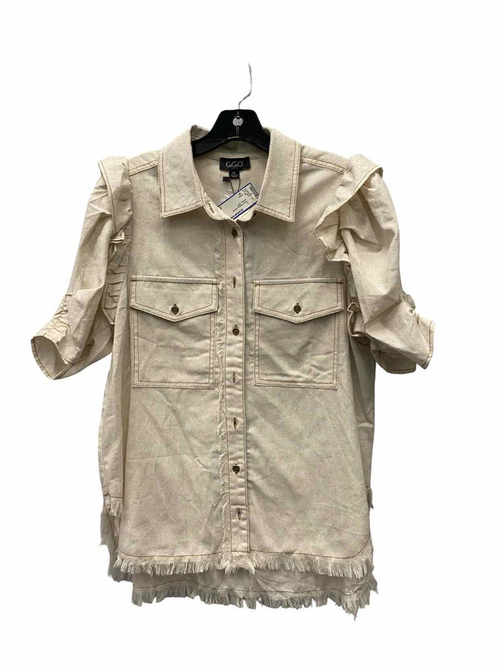 GiGio Size M Cream Short Sleeve Shirts