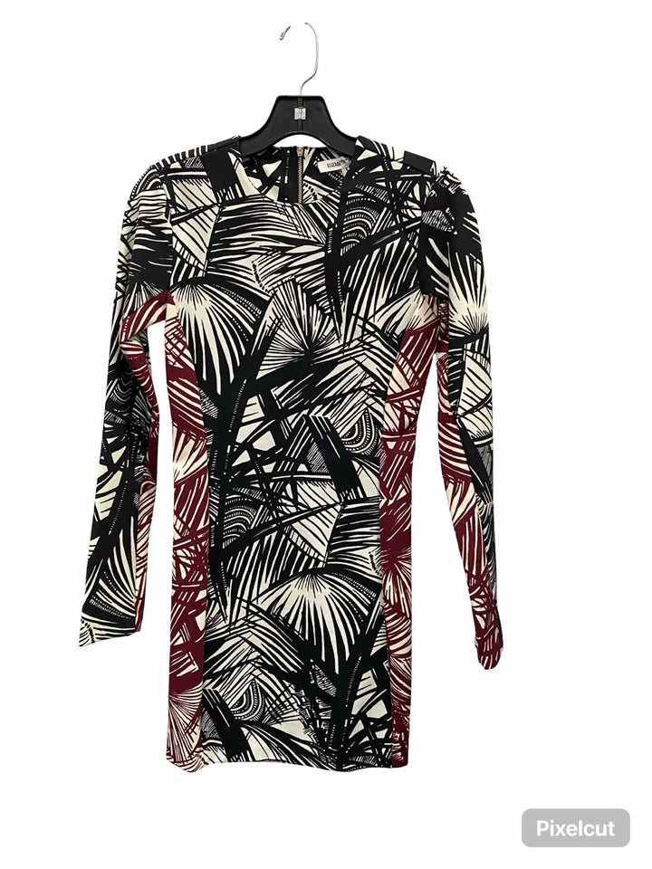 Elizabeth and James Size 4 Black White Dress