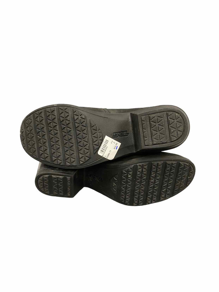 Teva Shoe Size 8 Black Boots(Ankle)