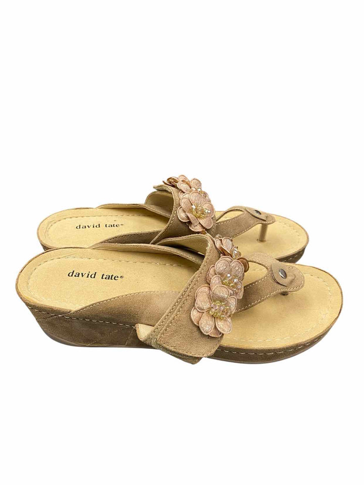 david tate Shoe Size 9.5 Beige Leather Sandals