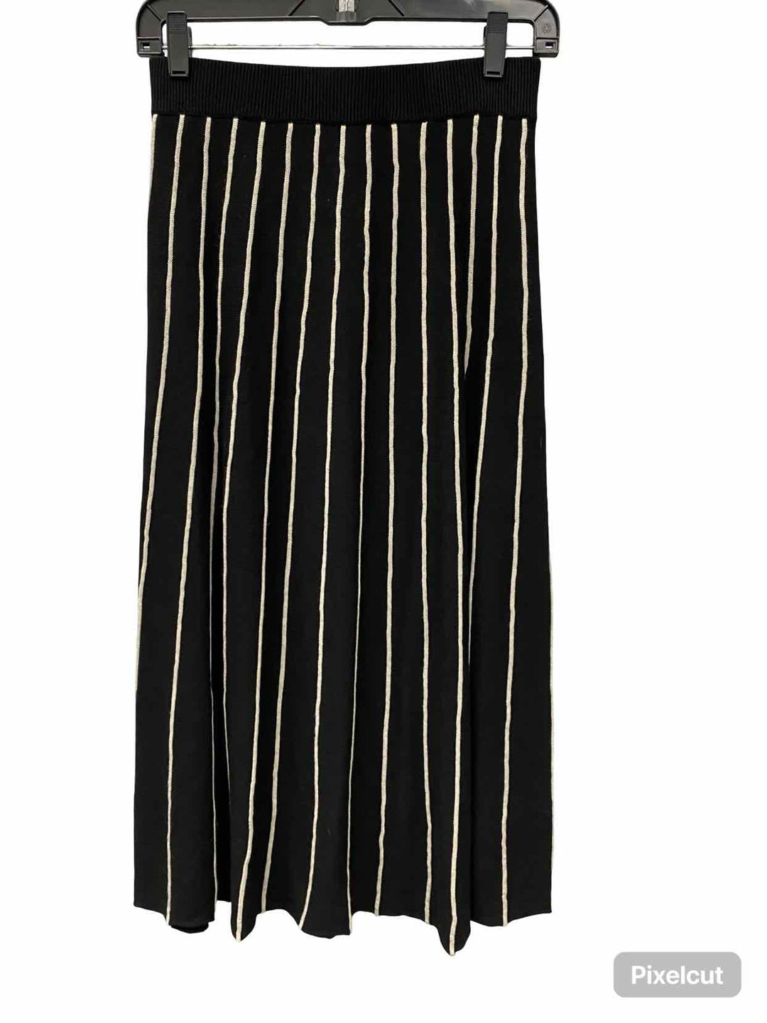 Kotn Size M Black White Striped Skirt