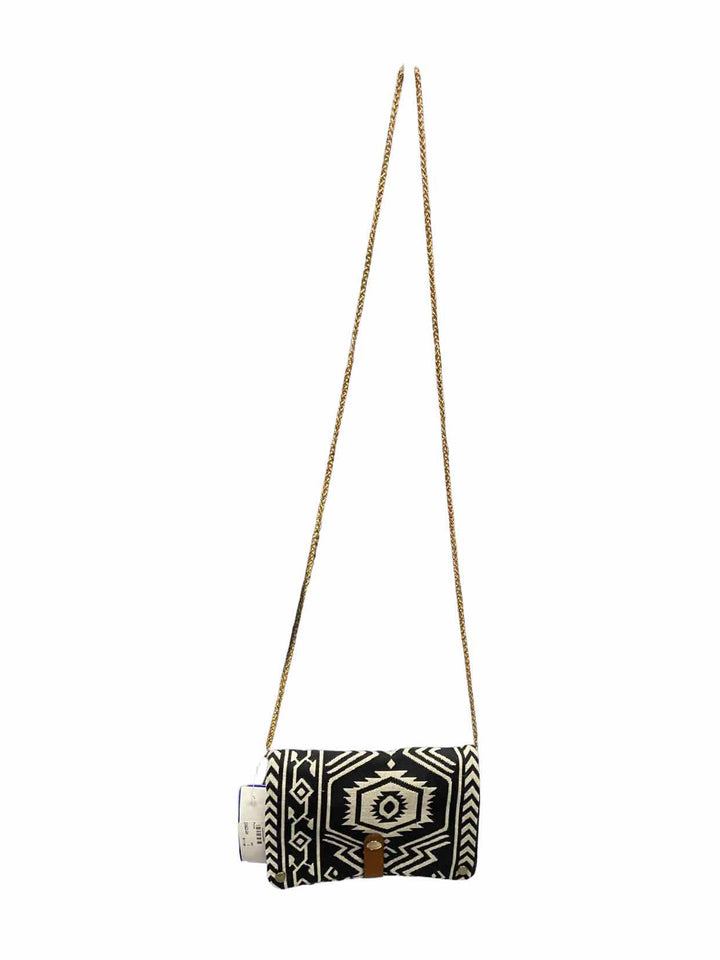 Street Level White Crossbody Purse