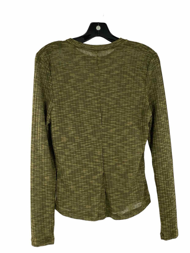 Intimately Size M Green Long Sleeve Shirts