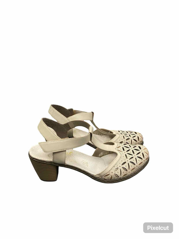 Rieker Shoe Size 39 Cream Leather Heels