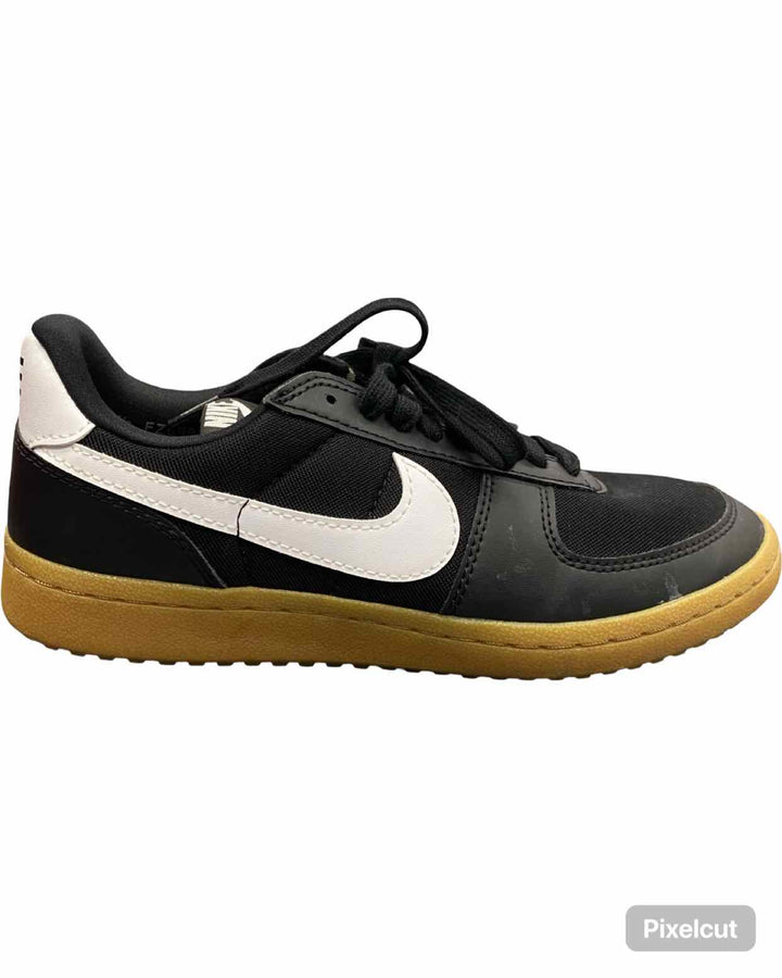 Nike Shoe Size 7.5 Black White Field General Sneakers