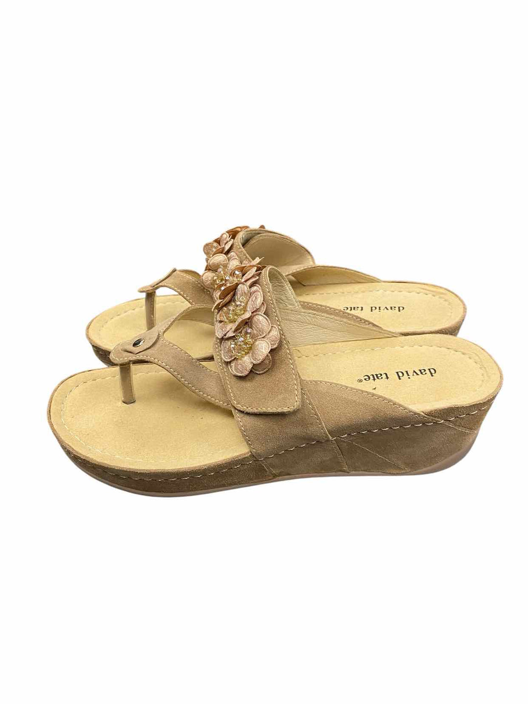 david tate Shoe Size 9.5 Beige Leather Sandals
