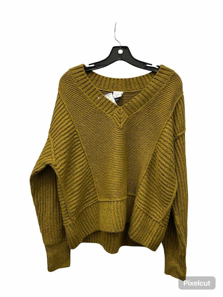 Cabi Size M Yellow Knit Sweater