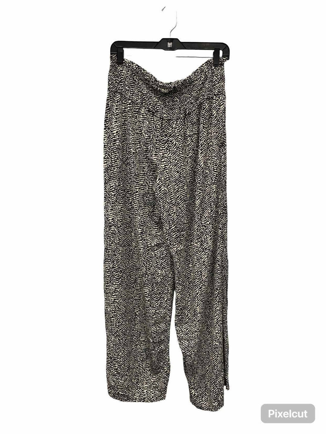3 Dots Size M Black Print Pants