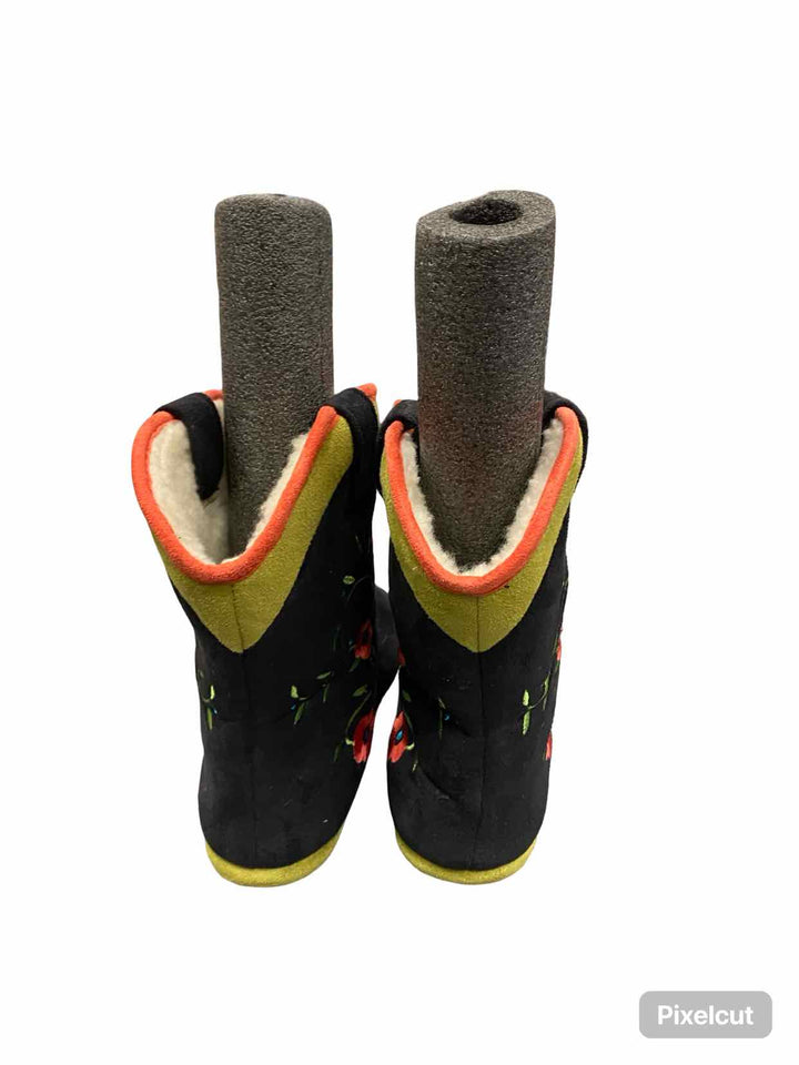 Ciccia Bella Shoe Size 9.5 Black Green & Red Boots(Ankle)