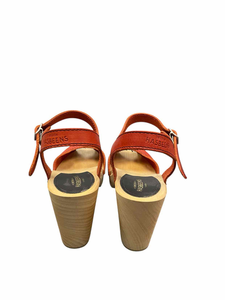 Hasbeens Shoe Size 40 Red Wood Heels