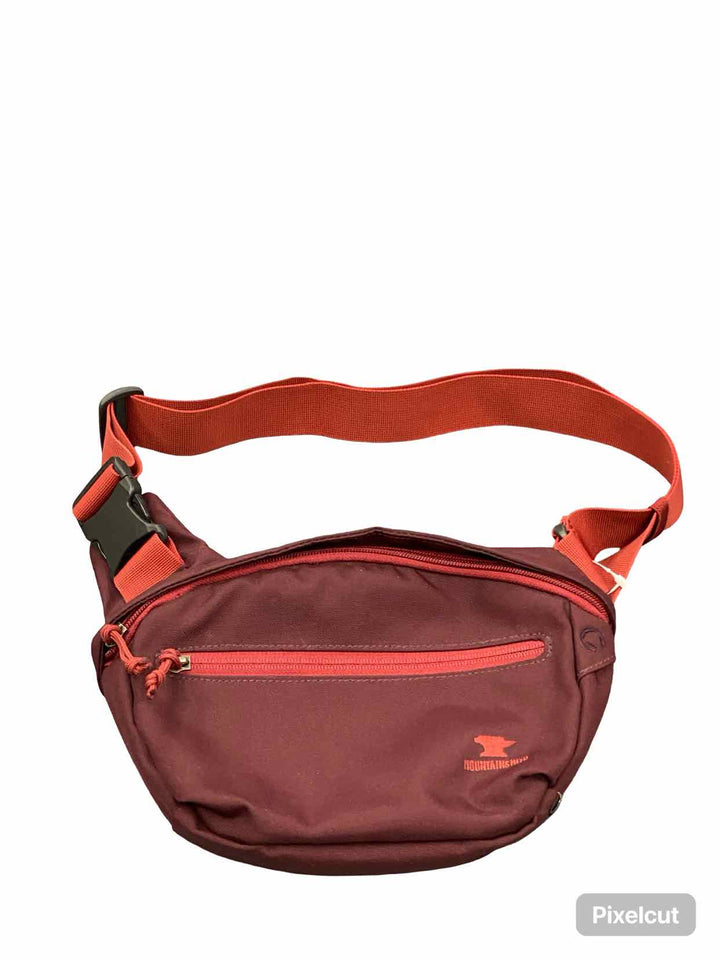 Mountain Smith Red Bag