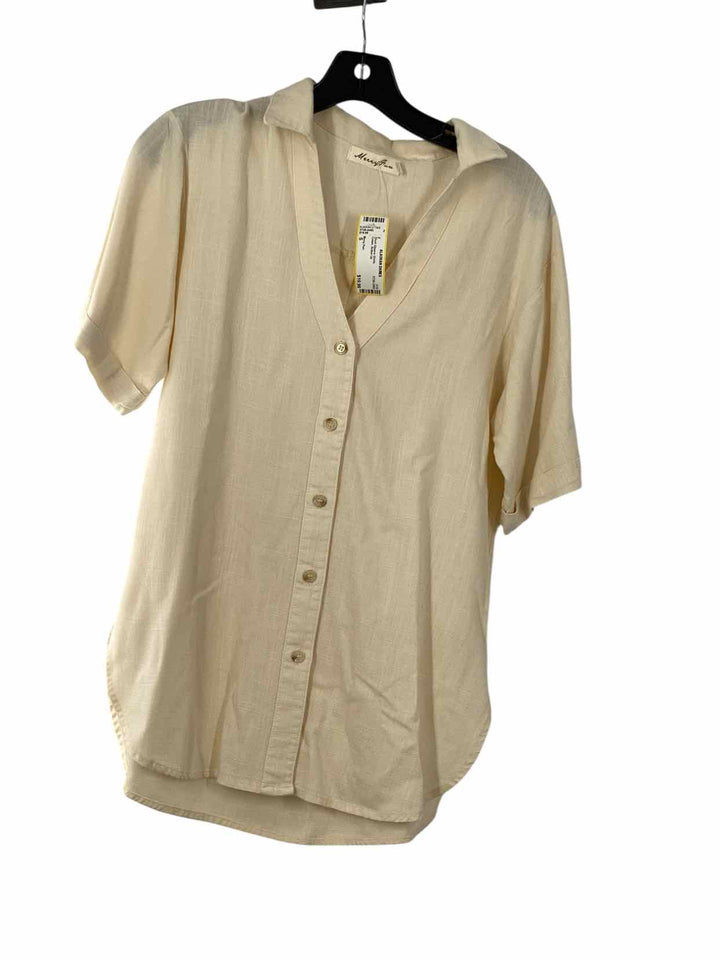 Merry Fun Size S Cream Short Sleeve Shirts