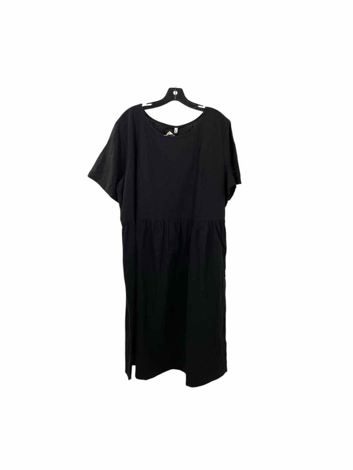 In'Voland Size 18 Black Dress