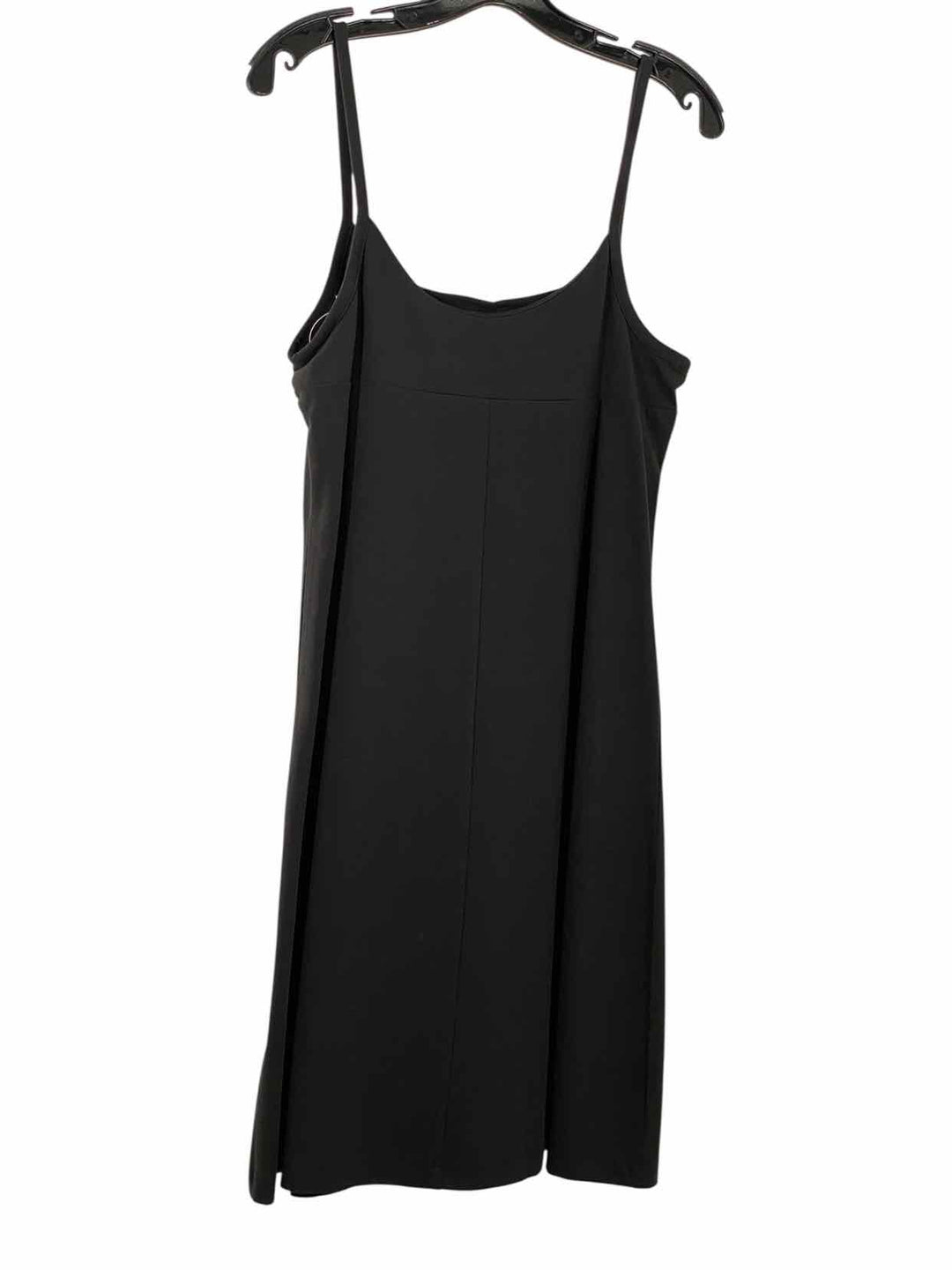 Patagonia Size L Black slim fit Dress