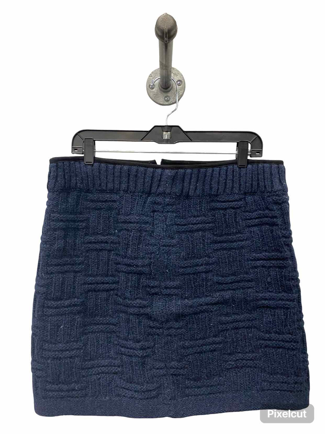 Everest Size L Blue Knit Skirt