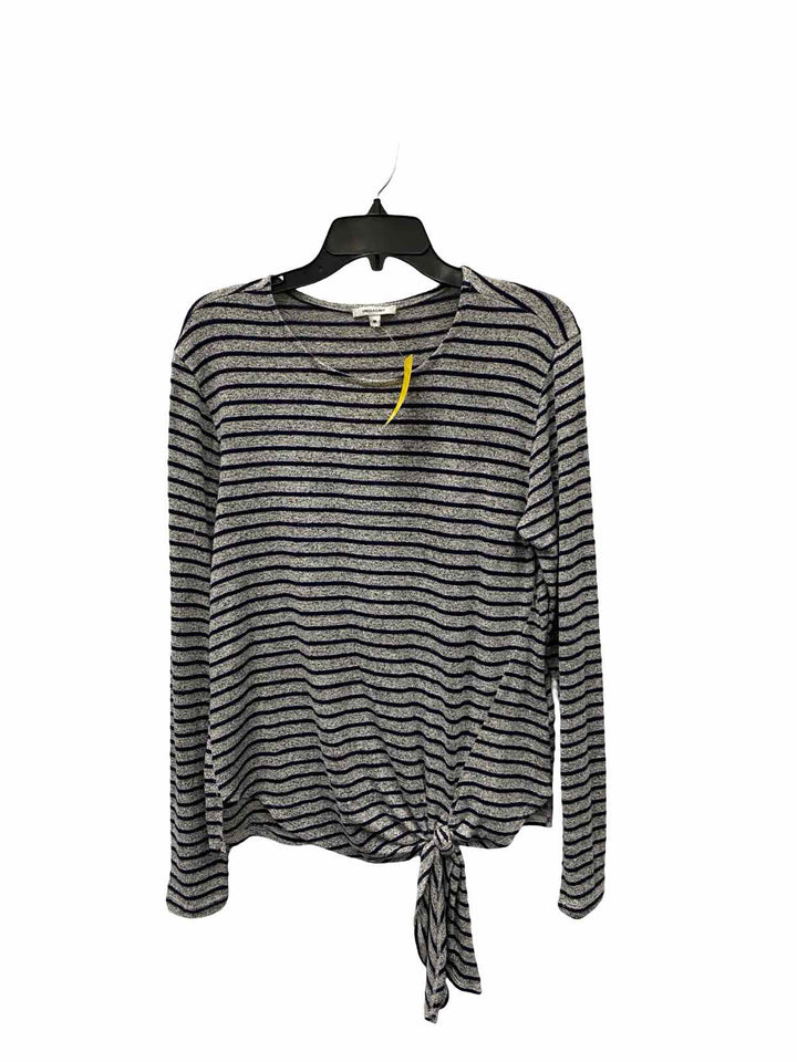 Stella & Dot Size M Blue Gray Striped Long Sleeve Shirts