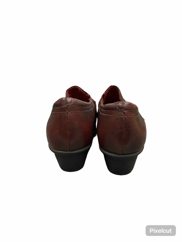 Earth Shoe Size 7.5 Burgundy Maize Loafers