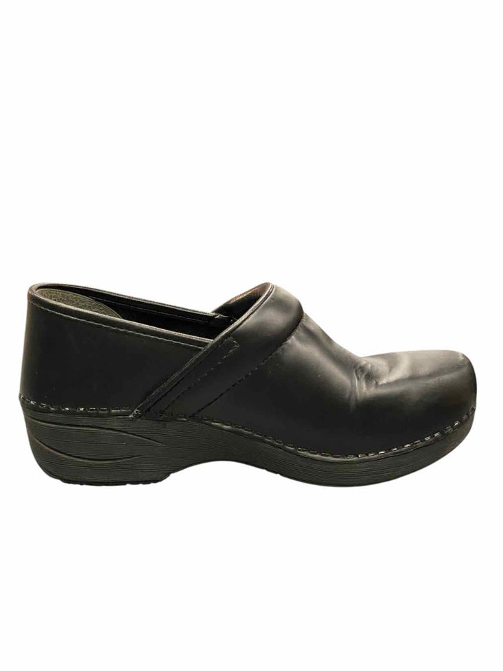 Dansko Shoe Size 7 Black Professional Loafers