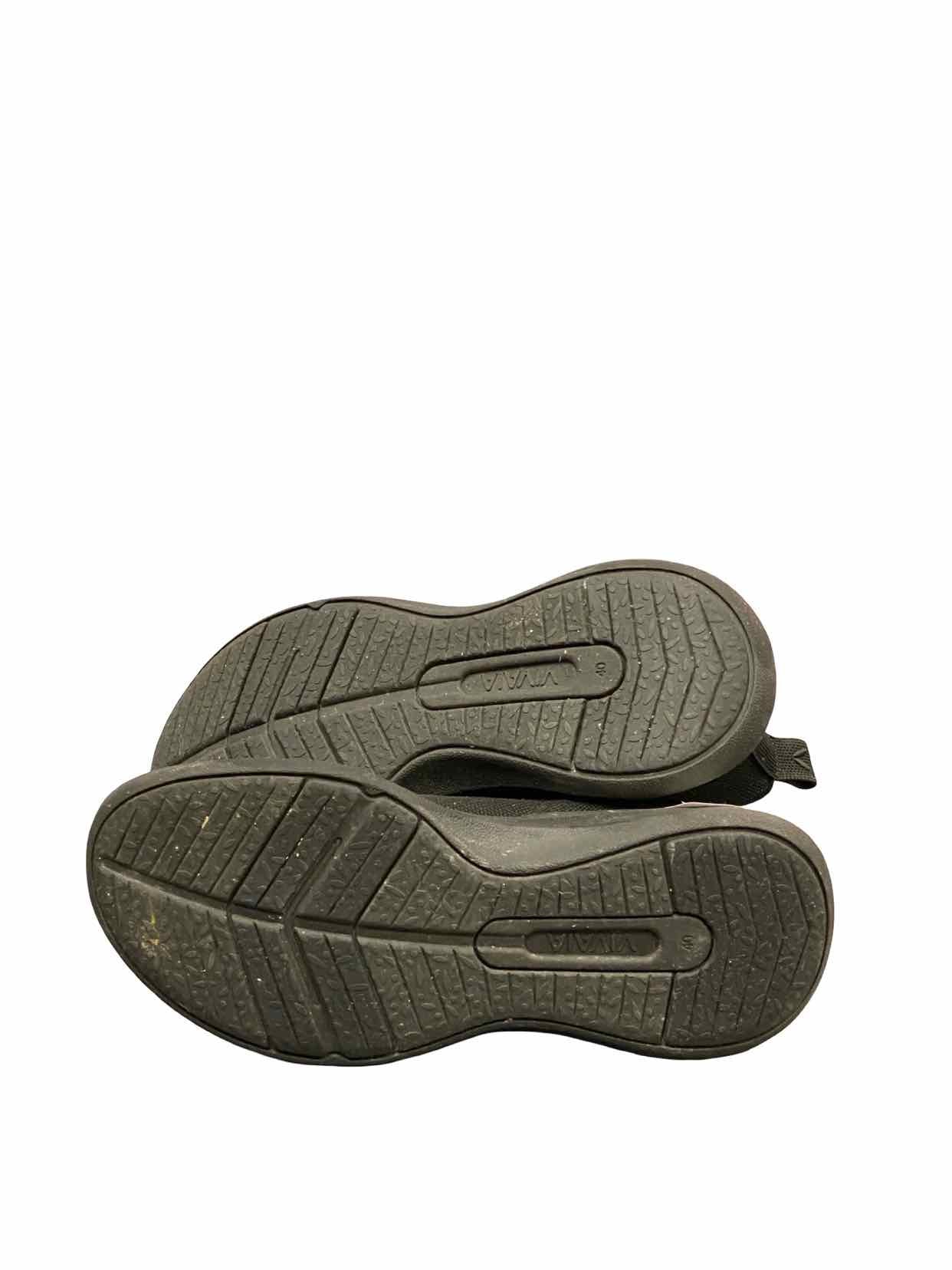Vivaia Shoe Size 9.5 Black Mesh slip-on Sneakers – Alaskan Dames
