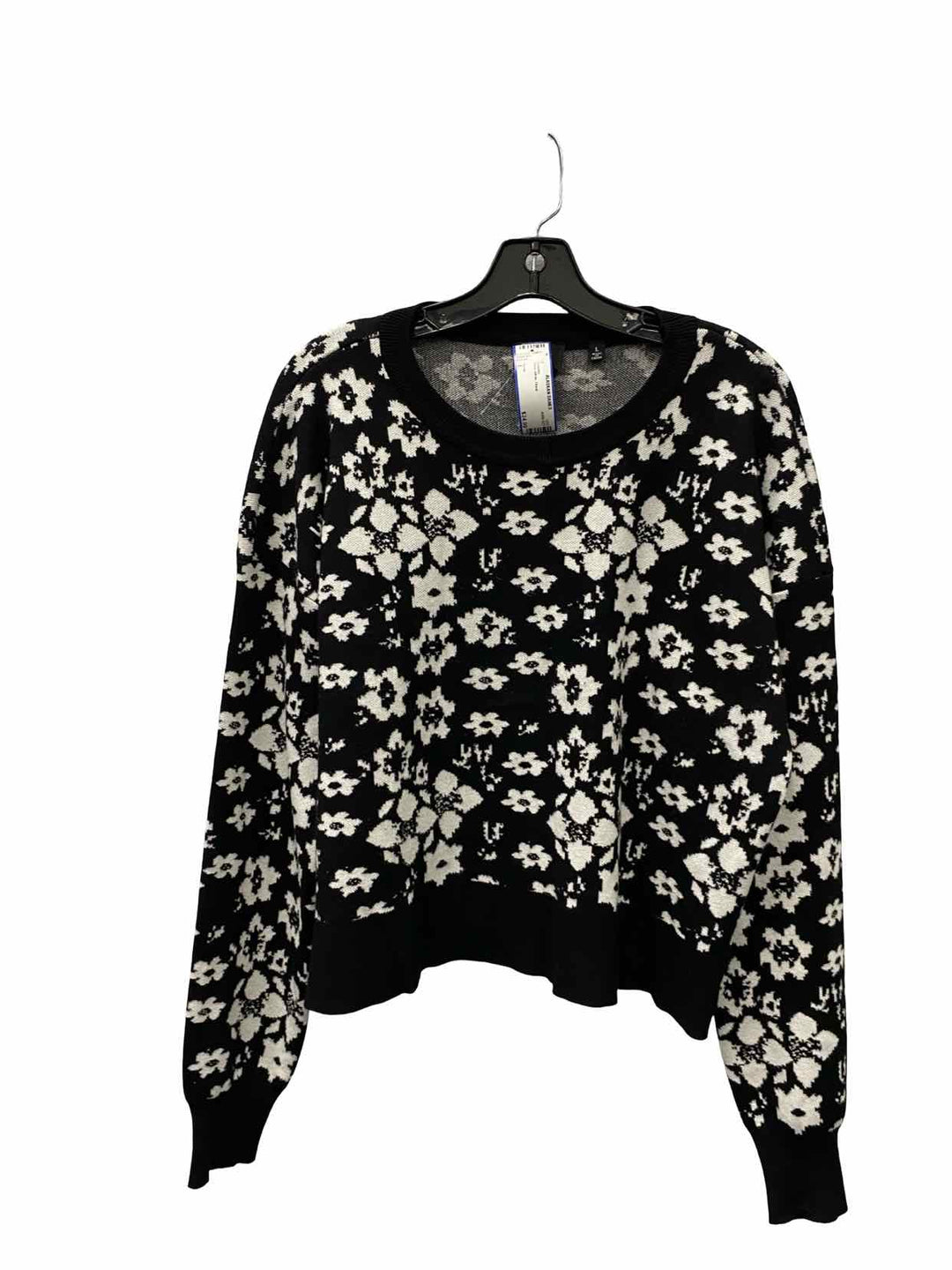 Cyrus Size L Black White Floral Sweater