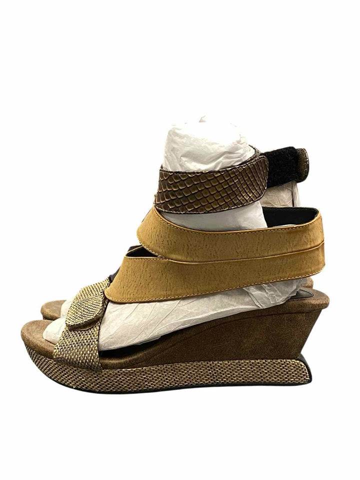 Modzori Shoe Size 8 Brown Black Vegan Reversible Sandals