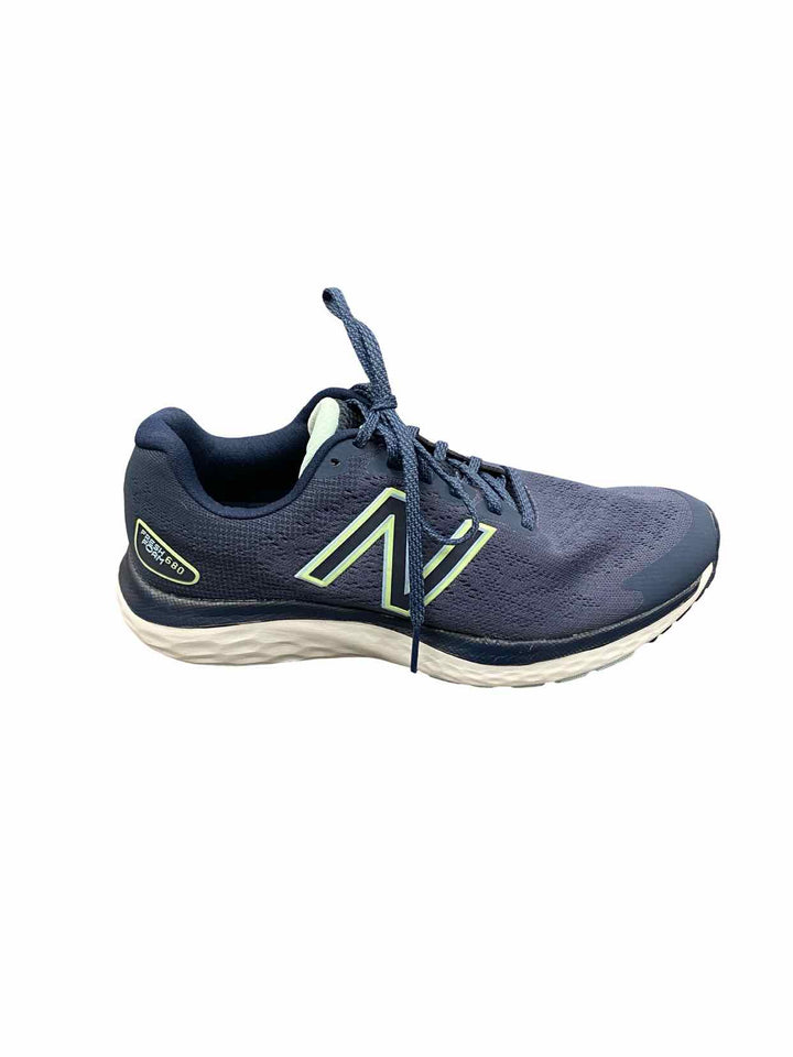 New Balance Shoe Size 8.5 Blue Fresh Foam 680v7 Sneakers