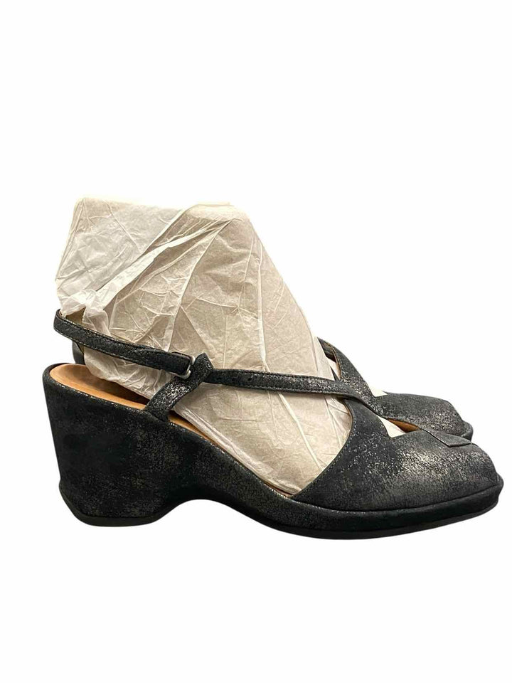 L'Amour Des Pieds Shoe Size 8.5 Gray Shimmer Leather Heeled Sandals