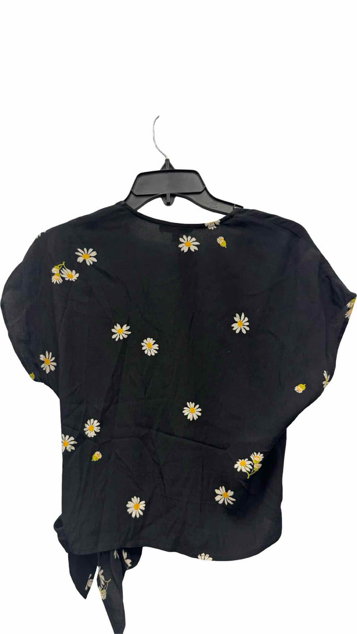 MadeWell Size XS Black Yellow Flowers Short Sleeve Shirts
