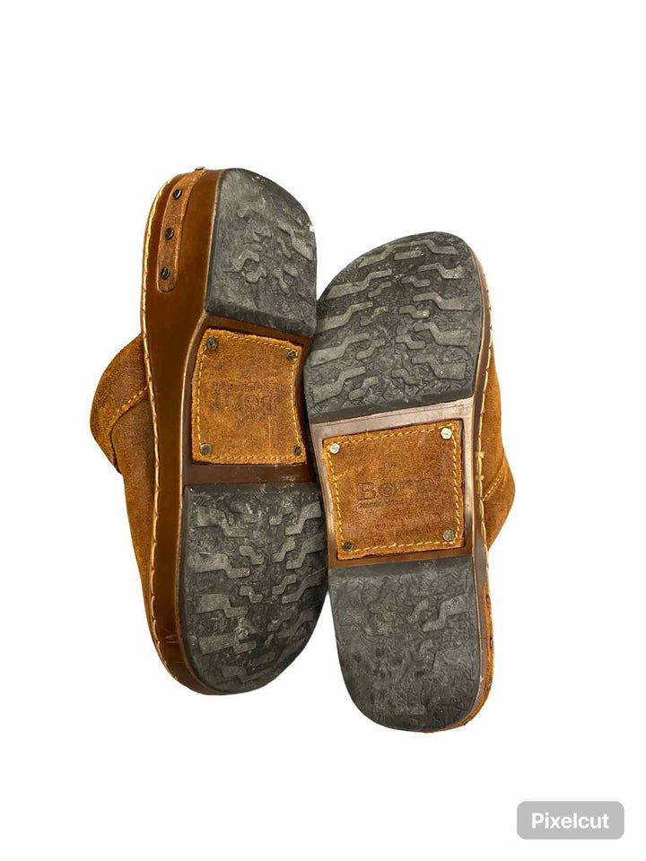 Born Shoe Size 6 Brown Bandy Clogs