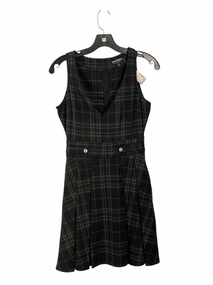 Disturbia Size 2 Black Grey Plaid Dress