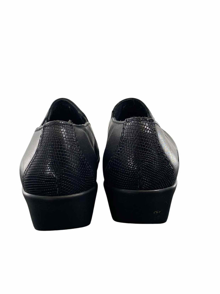 Sas Shoe Size 8 Black Nora Slip-On Loafer Loafers