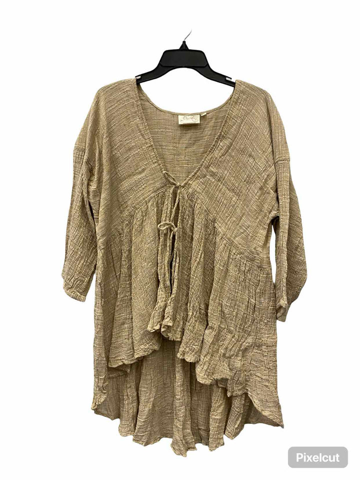 Paper Lace Size OS Light tan Long Sleeve Shirts