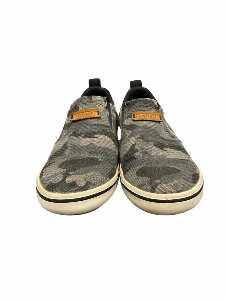 XtraTuf Shoe Size 8 Grey Camo Sharkbyte Sneakers