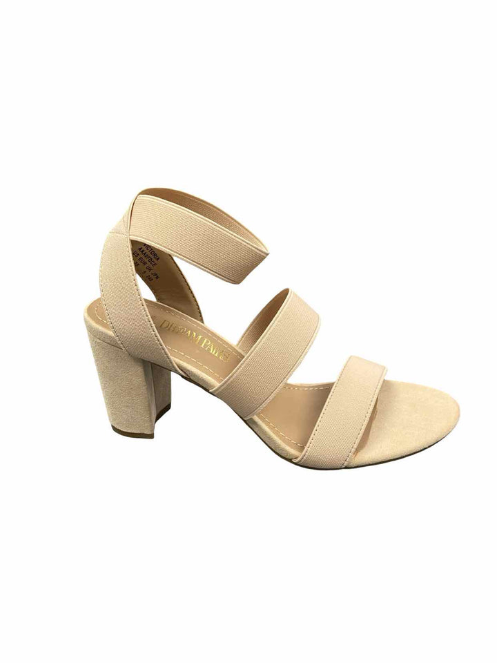Dream Pairs Shoe Size 7 Cream Heels