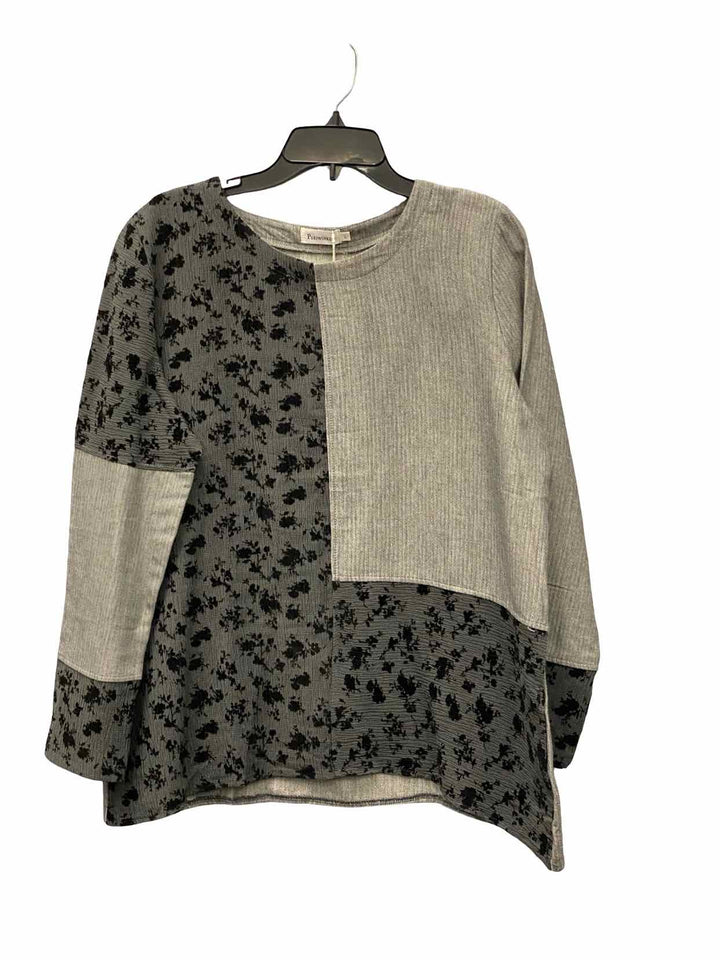 Periwinkle Size L Grey Long Sleeve Shirts