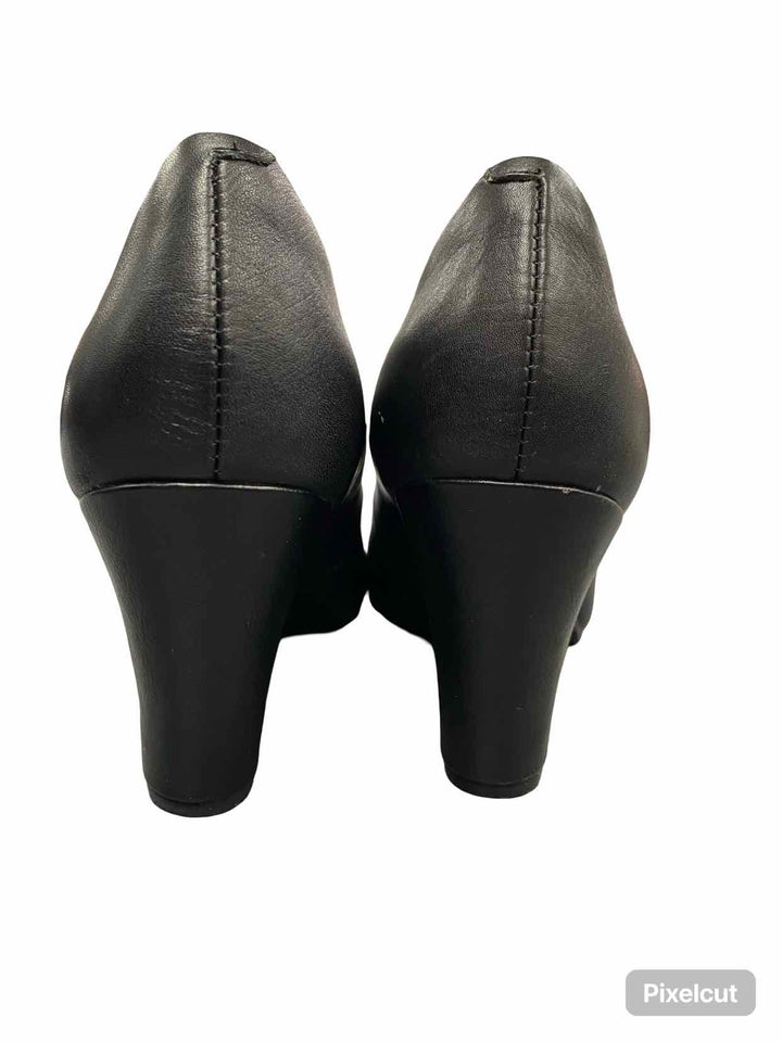 Sofft Shoe Size 8.5 Black Leather Heels