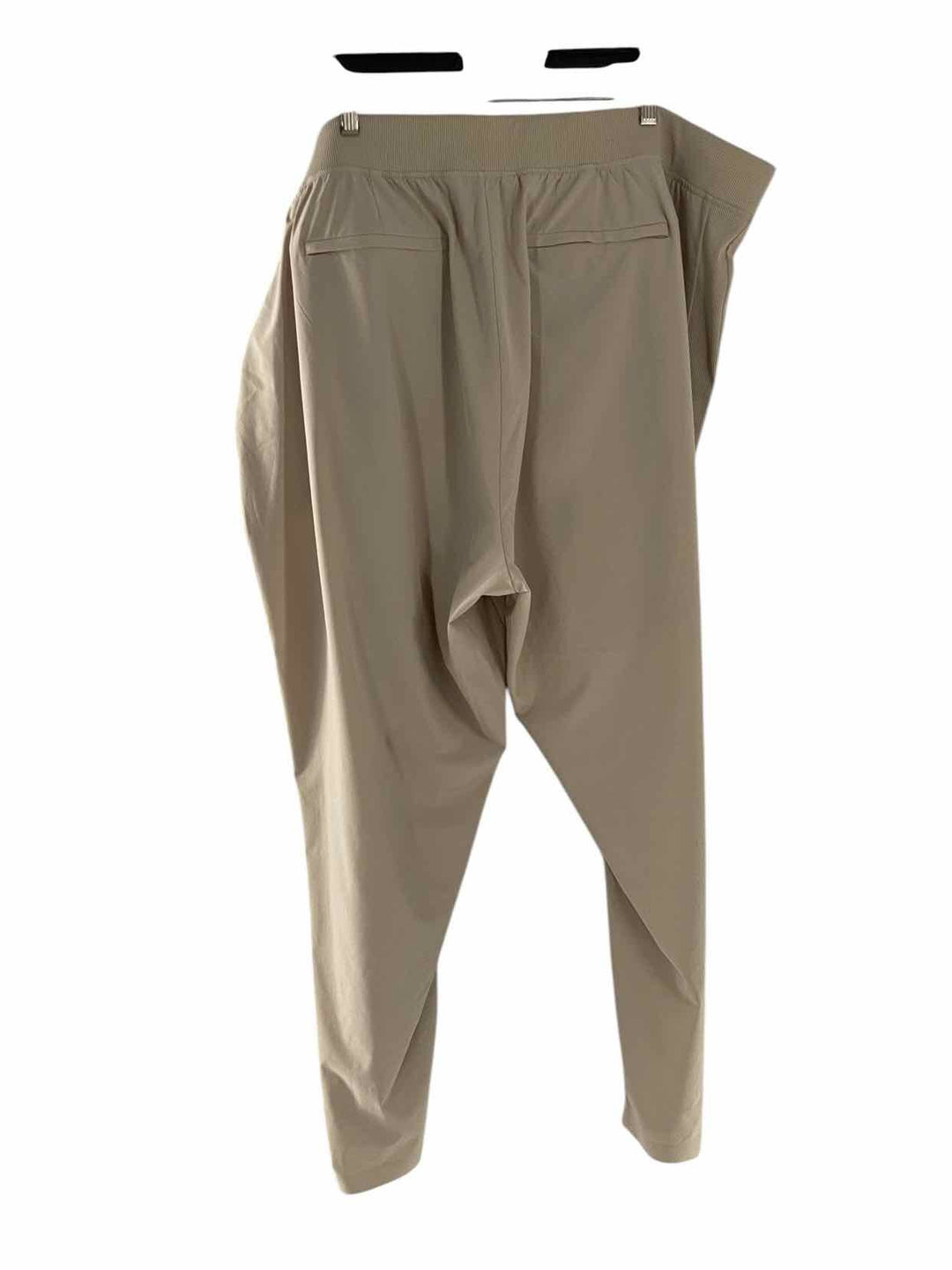 Athleta Size 26 light beige Athletic Pants