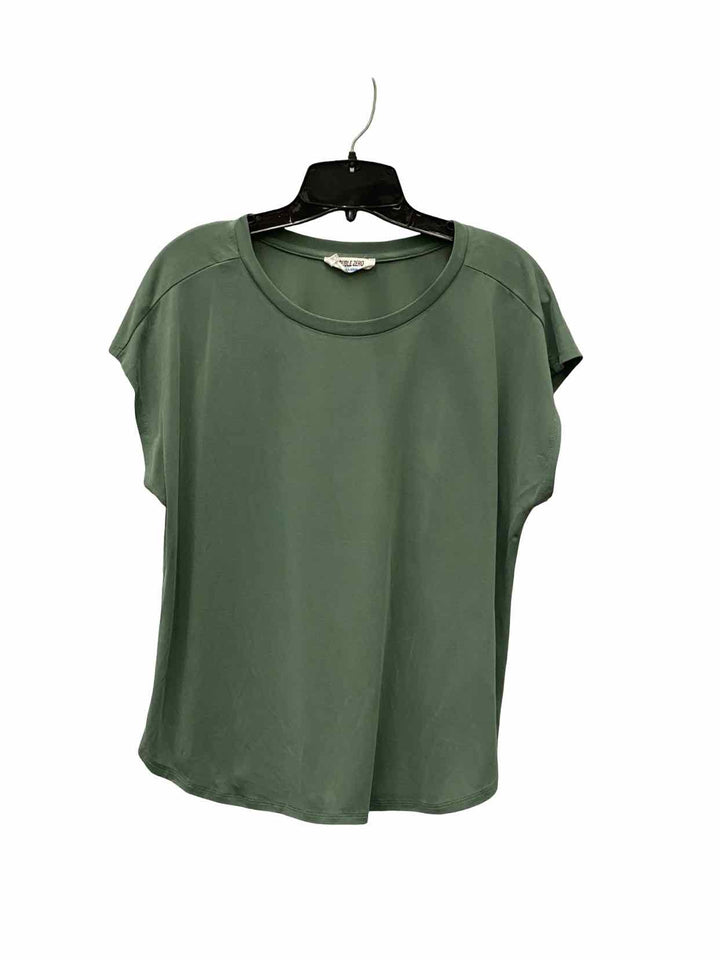 Double Zero Size M Green Short Sleeve Shirts
