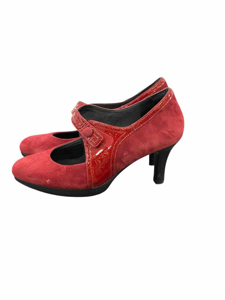 Ziera Shoe Size 42 Red Suede Heels