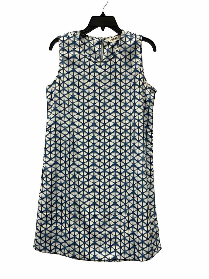 Mountain Khakis Size M White Blue Dress