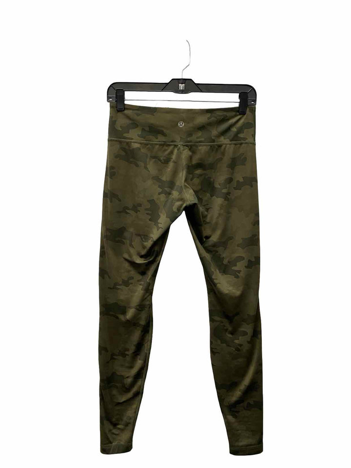 Lululemon Size 8 Green camo print Athletic Pants