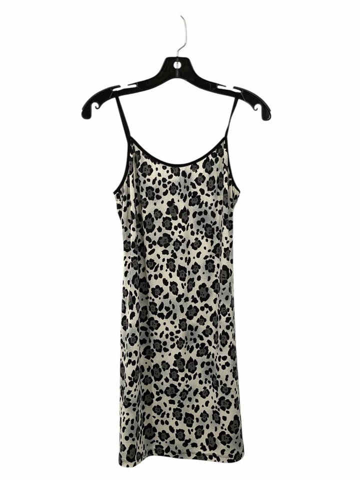 Kokoon Size S/M White Black leapard Dress